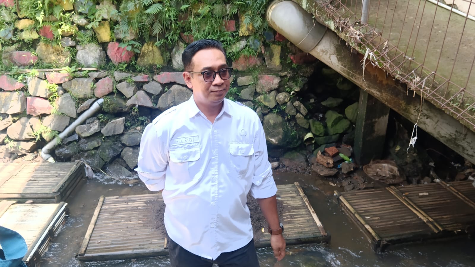 Sungai Ciparigi di Tegallega Diduga Tercemar Limbah dari Hotel dan Mal