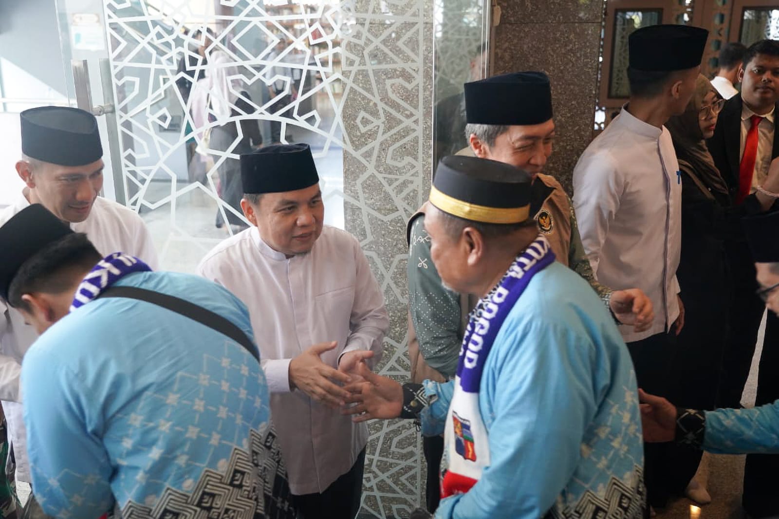 Lepas Jamaah Haji, Ketua DPRD Kota Bogor Titip Doa untuk Kesejahteraan Warga