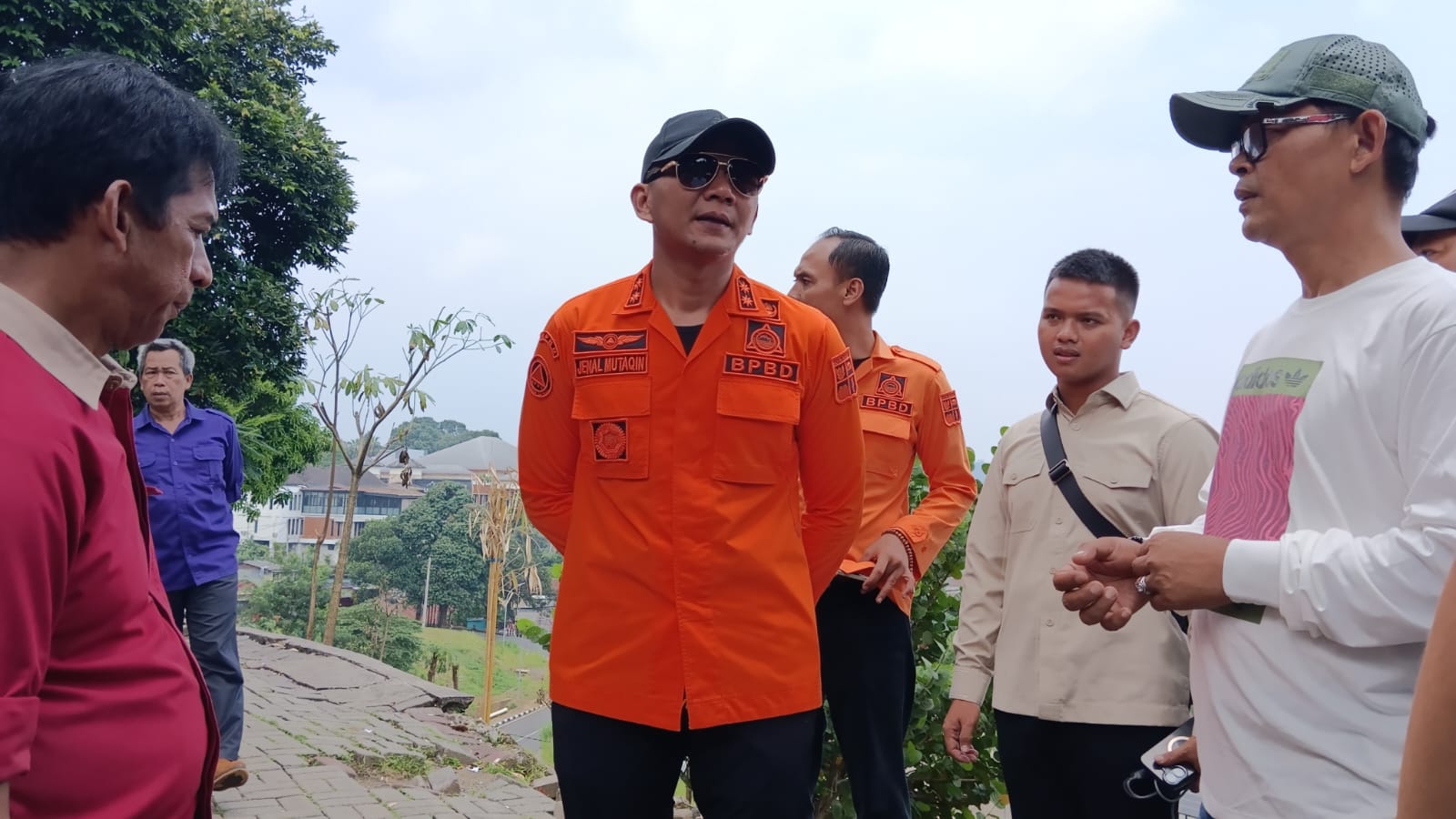 Jenal Mutaqin Pastikan Kedatangan Alat Berat dan Rekrutmen Tenaga Kerja Lokal pada Trase Baru