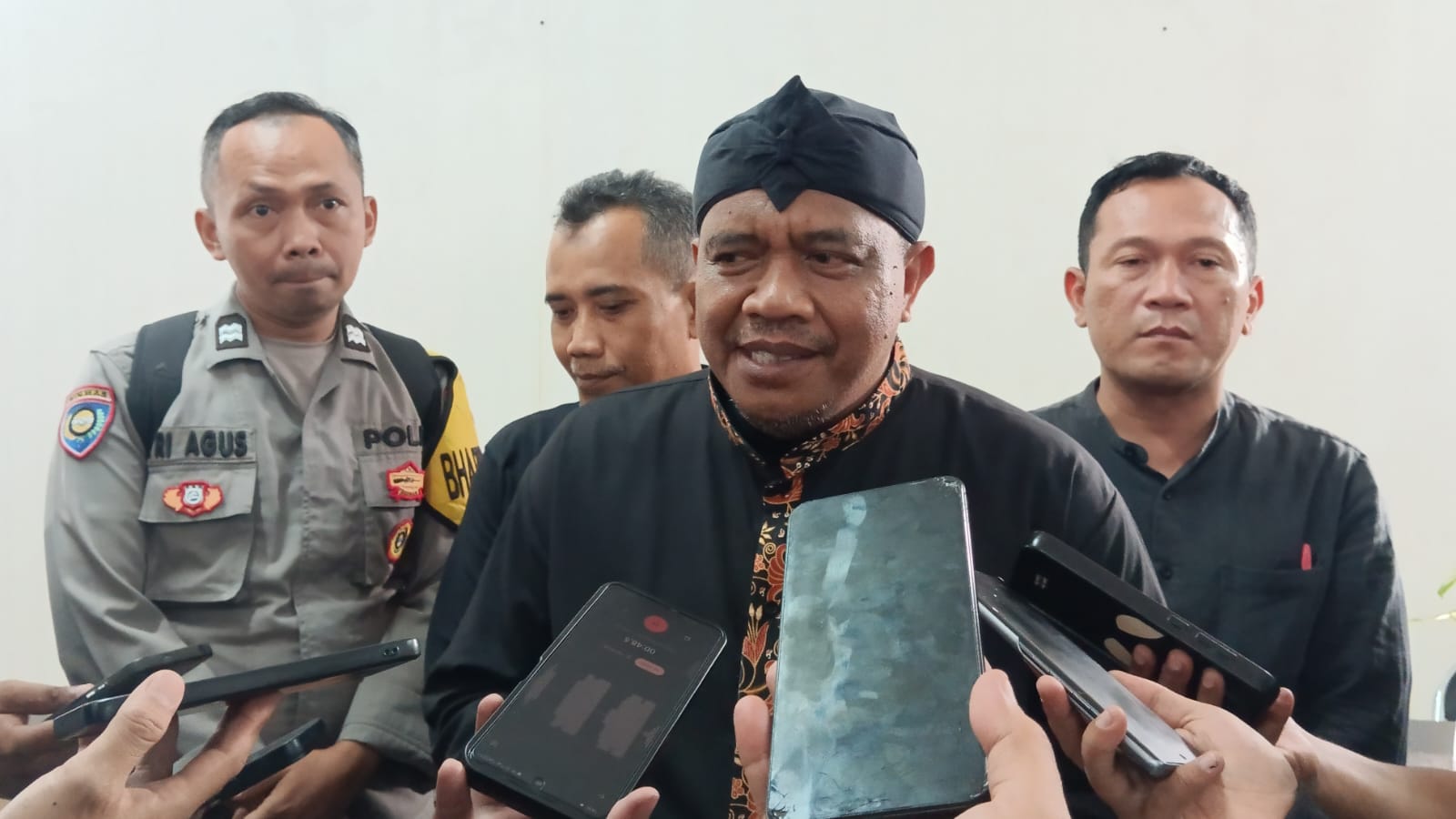 Sukaresmi Gali Potensi Ekonomi Baru, dari Bunga Telang hingga Keripik Tempe