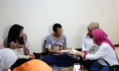 Ketua YKI Yantie Rachim Tinjau Kondisi 2 Pasien Kanker 