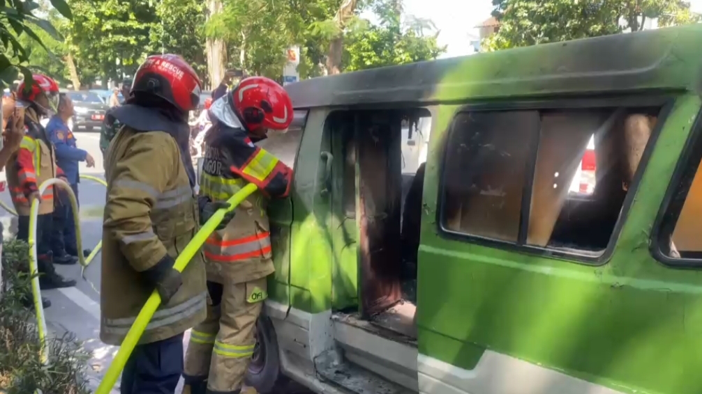 Kebakaran Angkot di Kota Bogor, Kerugian Capai Rp45 juta