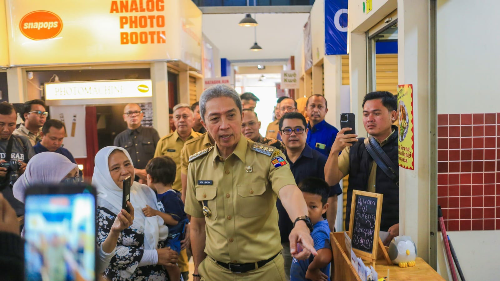 Kunjungi Pasar Jambu Dua, Wali Kota Dedie Rachim Apresiasi Tingginya Minat Pelaku UMKM Kuliner