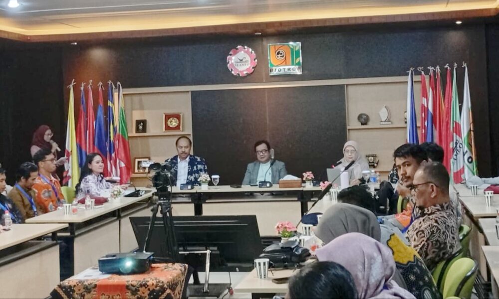 SEAMEO BIOTROP dan Kemendikdasmen Bekali Guru SLB Keterampilan Pertanian Perkotaan