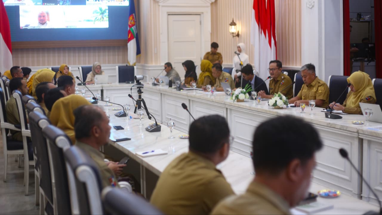 Sekda Denny Minta Perangkat Daerah Tindaklanjuti Catatan Evaluasi SPBE
