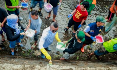 Komunitas Lintas Agama Ramai-ramai Bebersih Sungai Cibalok