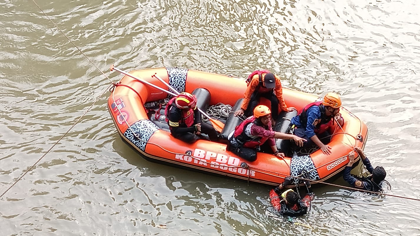 Hari Kedua Pencarian, Korban Diduga Terjatuh ke Sungai Cisadane Belum Ditemukan