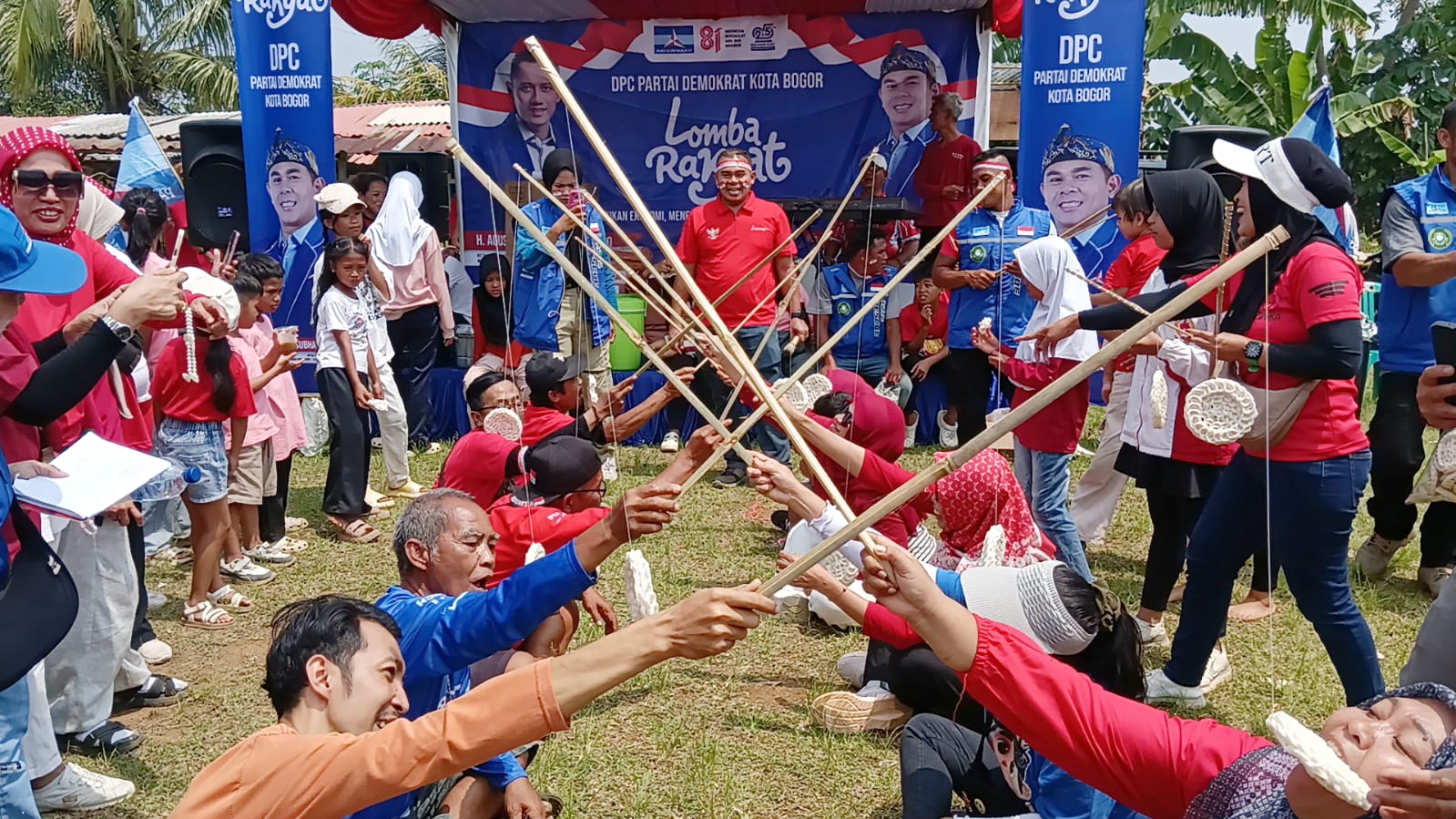 Meriahkan HUT RI, Politisi Demokrat Subhan Gelar Lomba Rakyat