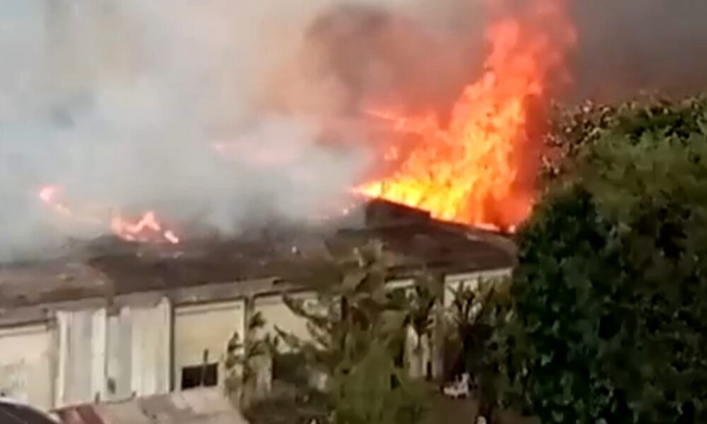 Gudang Eks Pabrik Tekstil di Kota Bogor Terbakar, 10 Unit Pemadam Dikerahkan