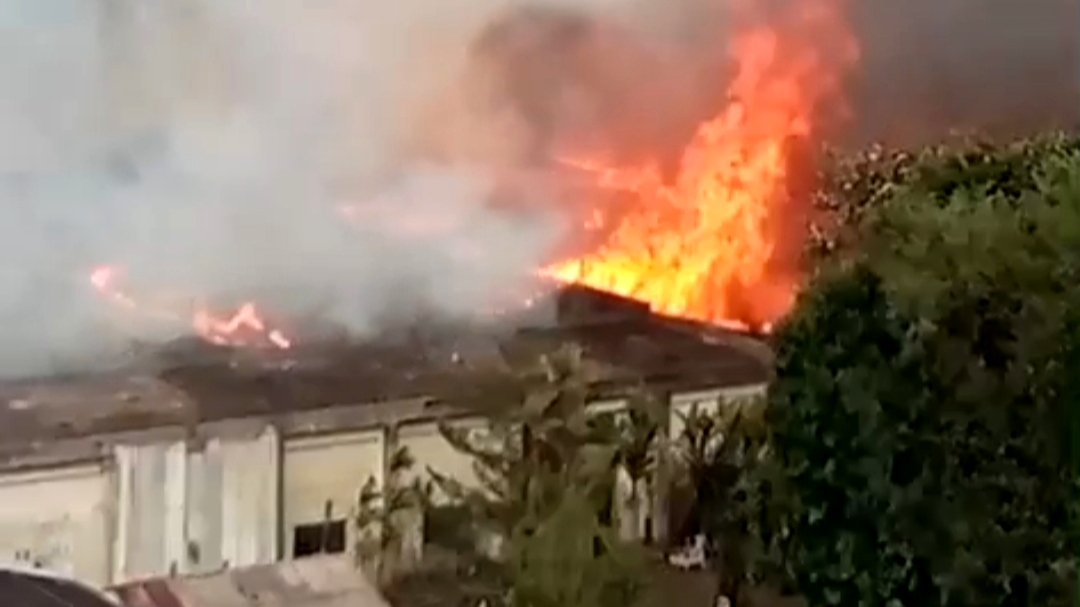 Gudang Eks Pabrik Tekstil di Kota Bogor Terbakar, 10 Unit Pemadam Dikerahkan