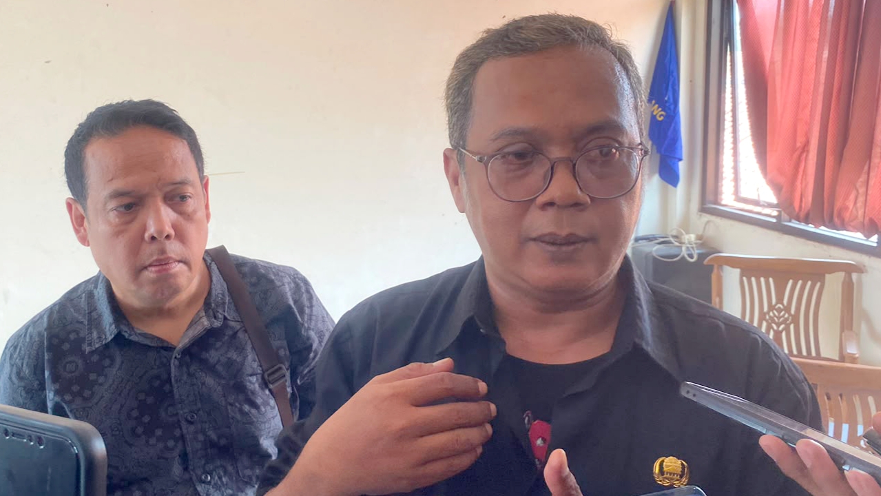 Tak Hanya Andalkan PJU, Kelurahan Kencana Gagas Neonisasi