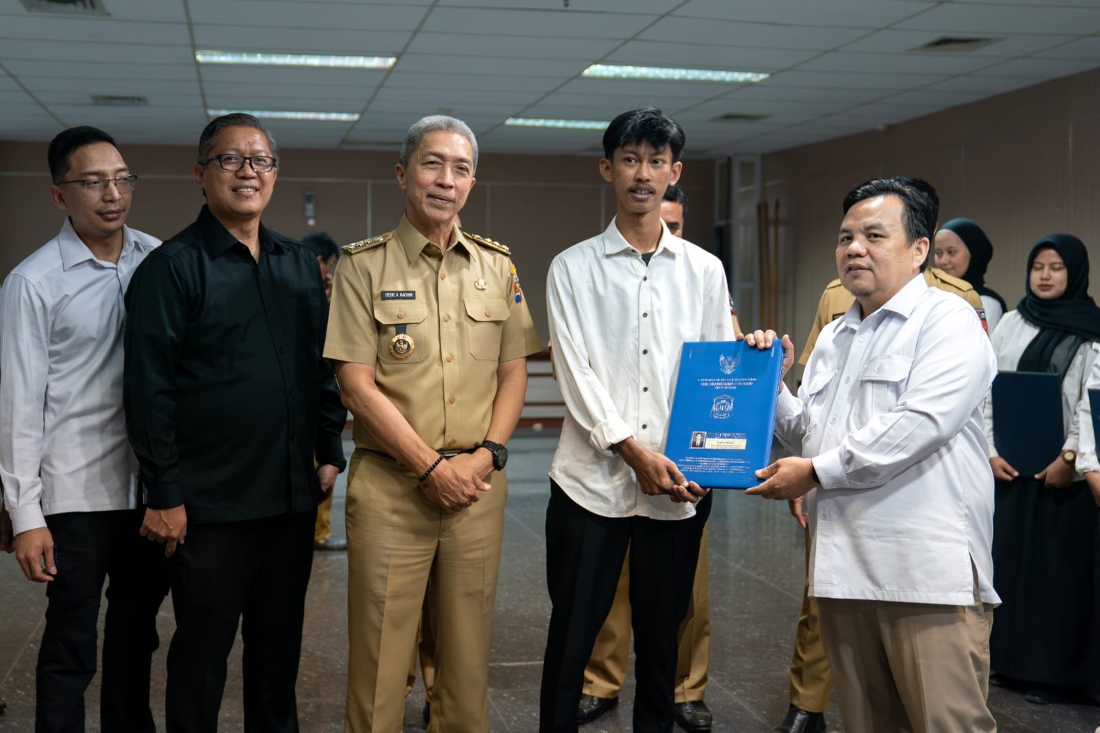 Tebus Ijazah, DPRD dan Pemkot Bogor Bantu Ratusan Siswa