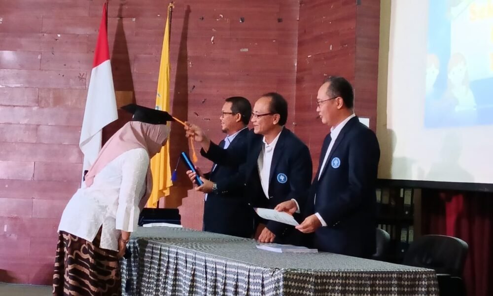 IPB University Wisuda 130 Fasilitator Sekolah Keluarga Berkualitas