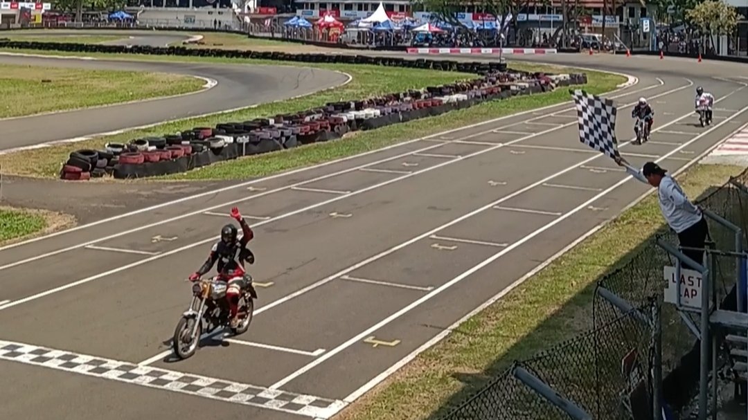 Motor Klasik Adu Cepat di Internasional Classic Bike Race Sentul