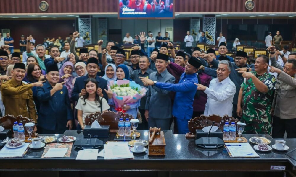 39 Tahun Mengabdi, Sekwan Boris Derurasman Purnabakti