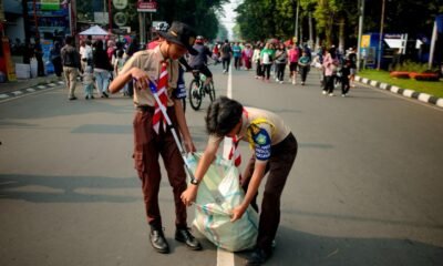 World Cleanup Day, Pramuka Kota Bogor Terjun Edukasi Warga Pilah Sampah di CFD