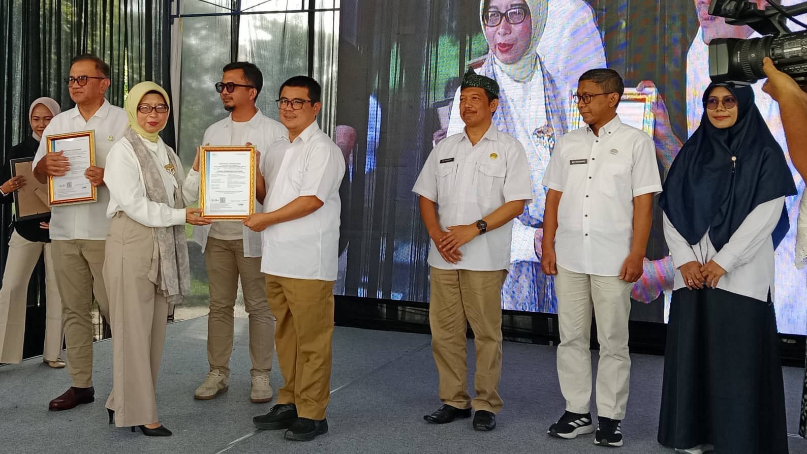 Pasar Gembrong Sukasari Raih Sertifikat SNI Pasar Rakyat