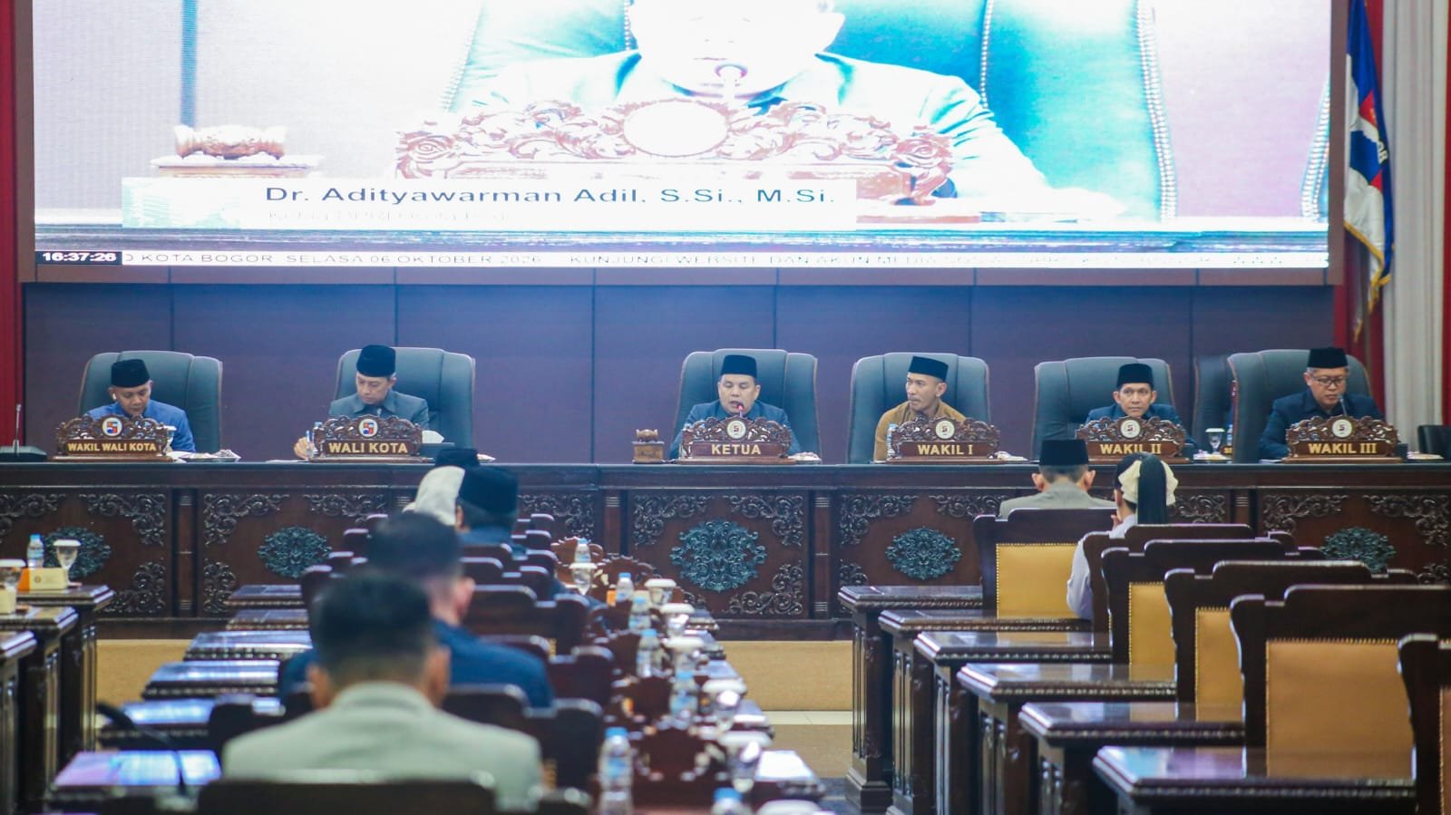 2 Raperda Disahkan jadi Perda, Atur Perdagangan dan Adminduk