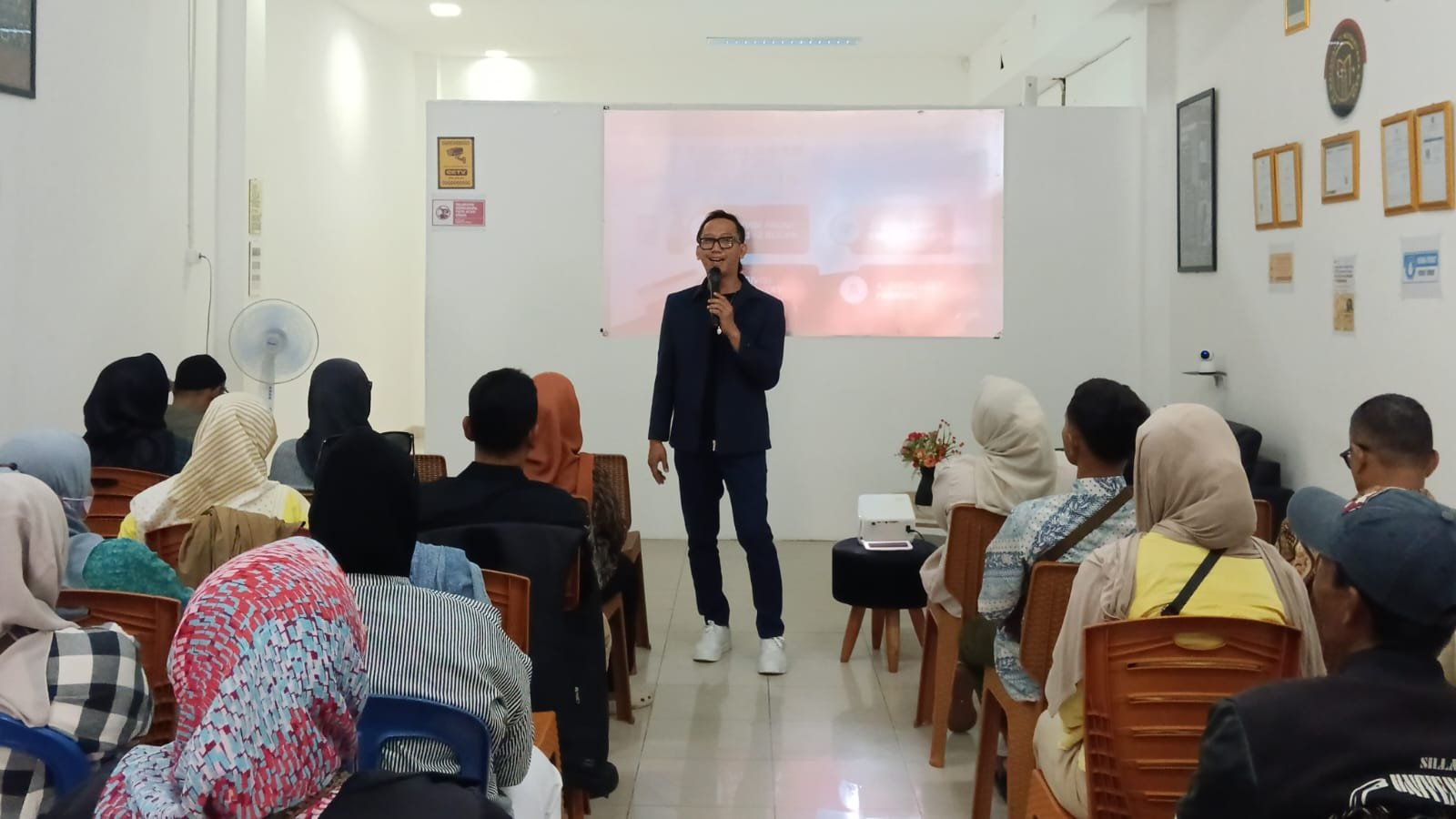 Malahayati Consultants Edukasi Warga Bogor soal Dampak Pinjol dan Pemulihan Mental